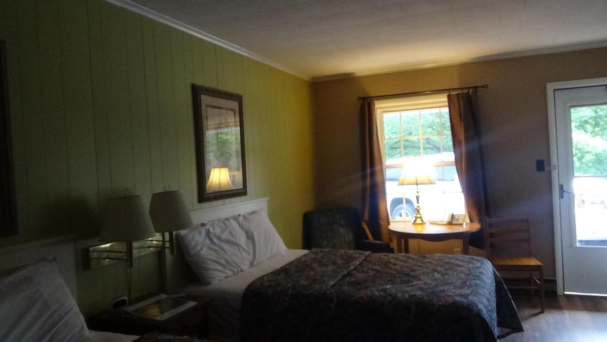هوت سبرينغز Roseloe Motel المظهر الخارجي الصورة