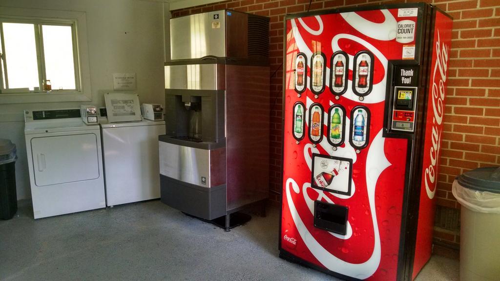 هوت سبرينغز Roseloe Motel المظهر الخارجي الصورة